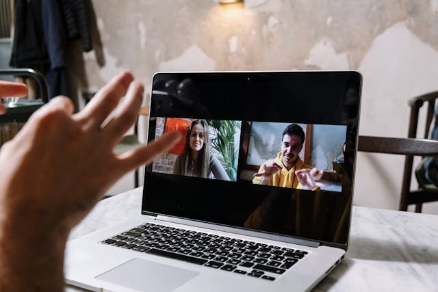 Como Comunidades Online Aproximam Pessoas Com Os Mesmos Interesses No Dia A Dia